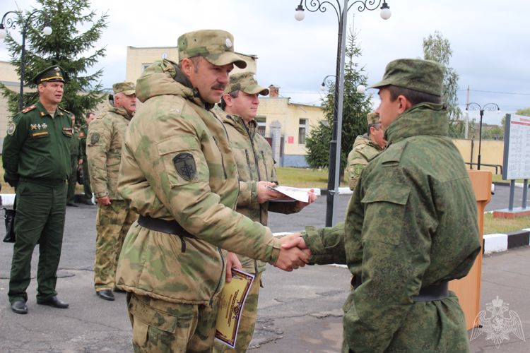 В воинской части Центрального округа Росгвардии завершились военные сборы граждан, пребывающих в запасе