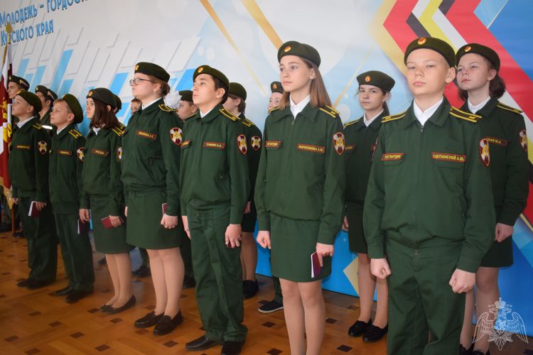 ПРОФИЛЬНЫЙ ШКОЛЬНЫЙ КЛАСС РОСГВАРДИИ ОТКРЫТ В КУРСКЕ