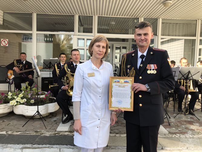 В Курске Росгвардия согрела музыкой сотни сердец