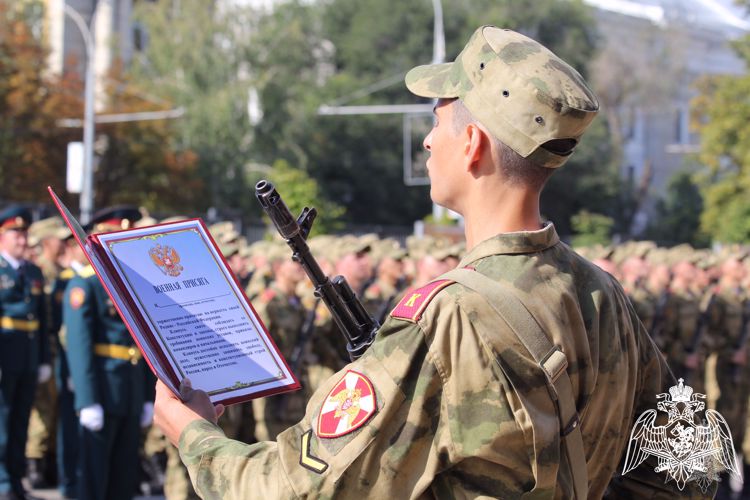 Росгвардия приглашает курян получить образование в военных вузах страны