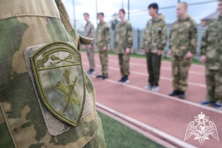 В Курске среди воспитанников кадетских классов Росгвардии прошли соревнования
