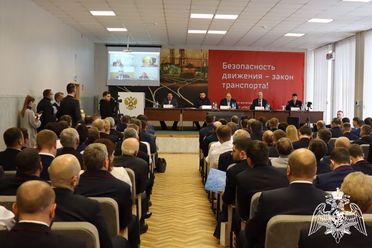 Росгвардейцы поблагодарили курских железнодорожников