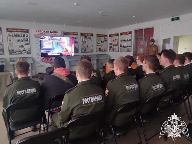 В Курске росгвардейцы провели тематические мероприятия,  посвященные 78-й годовщине Великой Победы