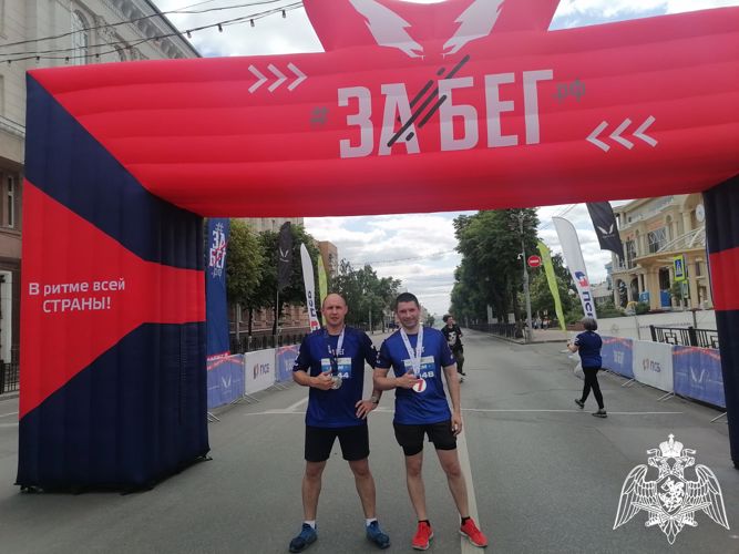 В Курске росгвардейцы приняли участие во всероссийском полумарафоне «Забег.РФ»