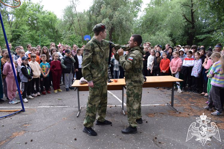 В Курске росгвардейцы присоединились к  акции «Каникулы с Росгвардией»