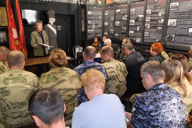 В Курске в территориальном Управлении Росгвардии прошла встреча на тему «Горжусь тобой, моя Россия!»