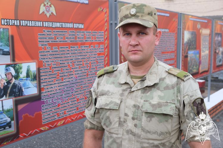 Военнослужащий Росгвардии оказал доврачебную помощь пострадавшему велосипедисту в Курской области