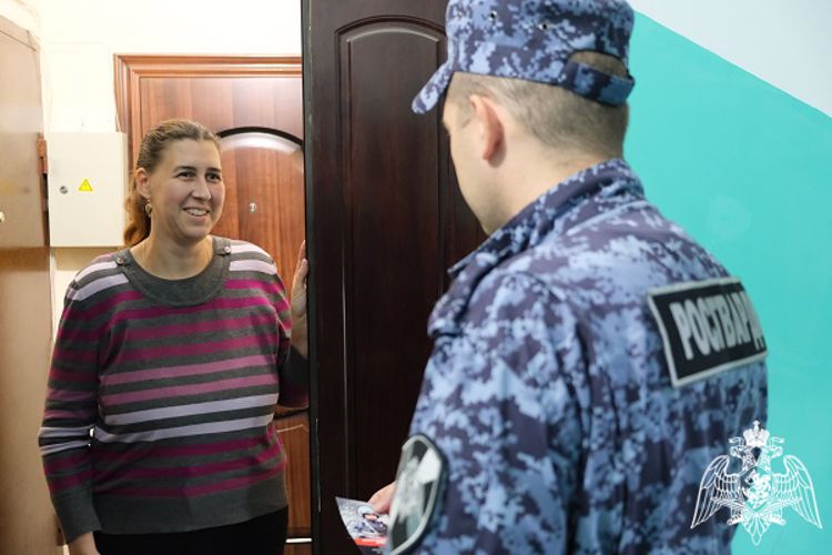 В Курске сотрудники Росгвардии проводят профилактические мероприятия «Безопасный, дом, объект, квартира»