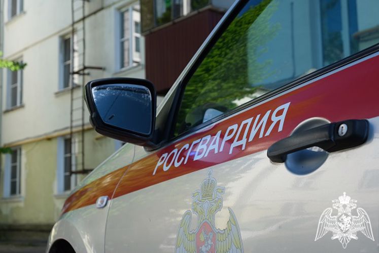  В Курске росгвардейцы задержали двух подозреваемых в незаконном  обороте наркотических средств