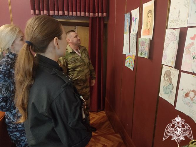 Управлении Росгвардии по Курской области прошли мероприятия, посвященные Дню матери