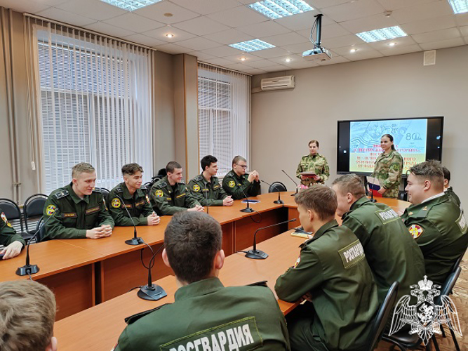 Военнослужащие Росгвардии провели викторину,  посвященную 80—й годовщине полного освобождения Ленинграда от фашисткой блокады