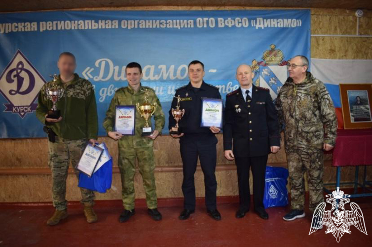 В Курске сотрудники Росгвардии стали победителями турнира по стрельбе