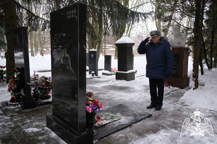 В Курске Росгвардия приняла участие в мероприятиях, посвященных Дню защитника Отечества