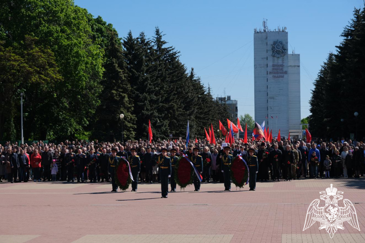 В Курске начальник регионального Управления Росгвардии принял участие в памятном мероприятии в честь павших в годы Великой Отечественной войны