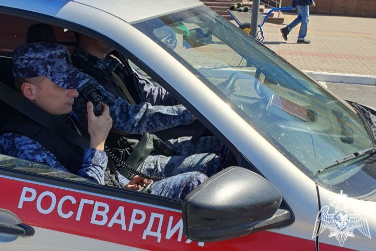Росгвардейцы нашли ушедшего из дома подростка в Курске