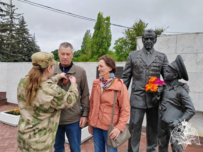 В Курске Росгвардия поддержала всероссийскую акцию «Георгиевская ленточка» 