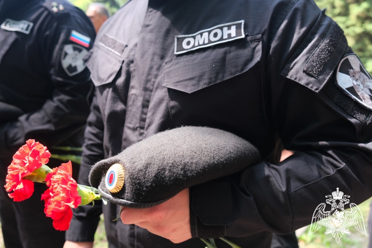 В Курске почтили память бойцов ОМОН, погибших при исполнении служебного долга в Ингушетии