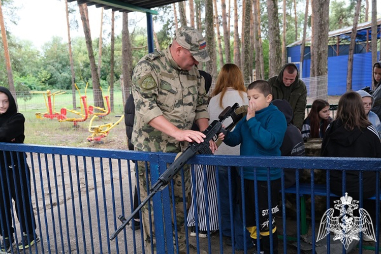 В Курске завершилась ведомственная акция «Каникулы с Росгвардией»