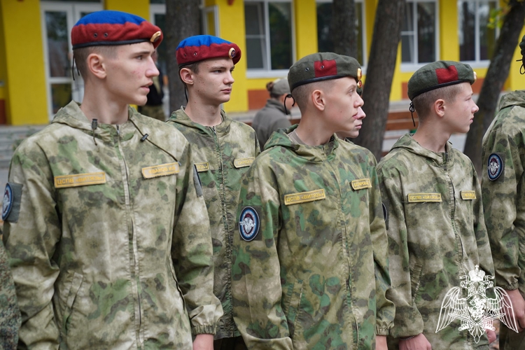 В Курске воспитанники регионального Управления Росгвардии одержали победу на военно-патриотических сборах 