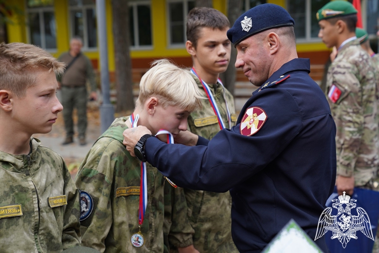 В Курске воспитанники регионального Управления Росгвардии одержали победу на военно-патриотических сборах 