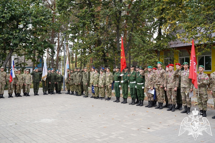 В Курске воспитанники регионального Управления Росгвардии одержали победу на военно-патриотических сборах 