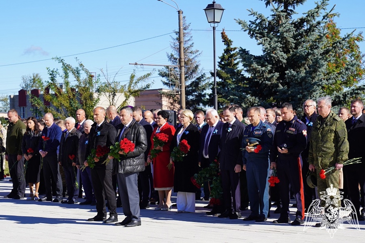 В Курске росгвардейцы приняли участие в памятных мероприятиях ко Дню города