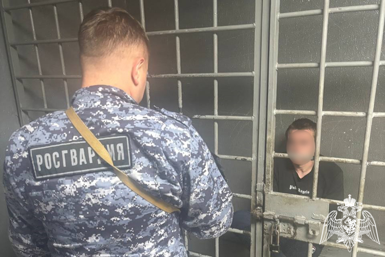 В Курске росгвардейцы задержали подозреваемого в покушении на убийство