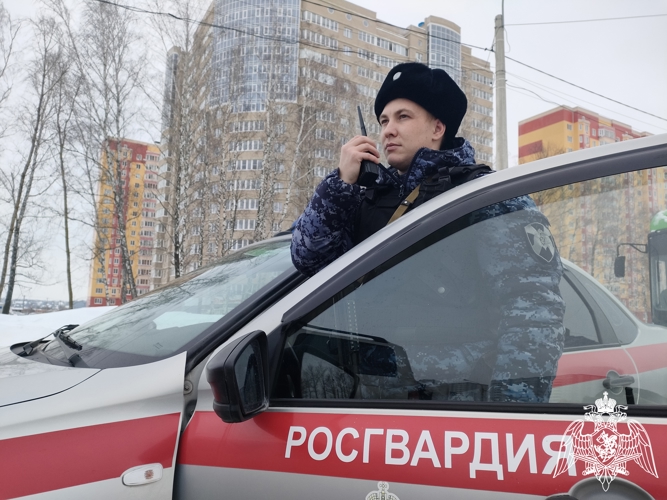 В Курской области росгвардейцы за прошедшую неделю совершили более 310 выездов по сигналу «тревога» 