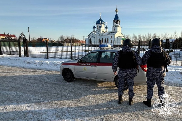 В Курской области росгвардейцы обеспечили безопасность мероприятий в Крещение Господне