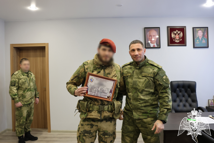 В Курске наградили отличившихся саперов Росгвардии
