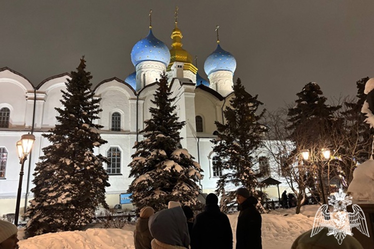 Дети курских росгвардейцев совершили новогоднее путешествие в Казань