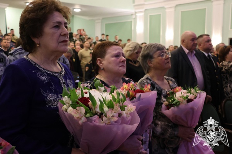 В Курске прошло торжественное мероприятие, посвящённое юбилею Росгвардии 
