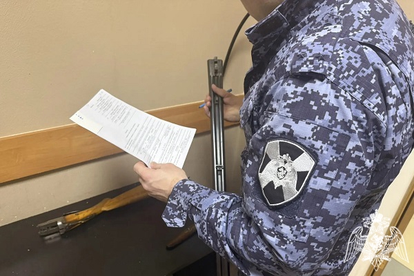 За прошедшую неделю росгвардейцы Курской области проверили более 68 владельцев оружия