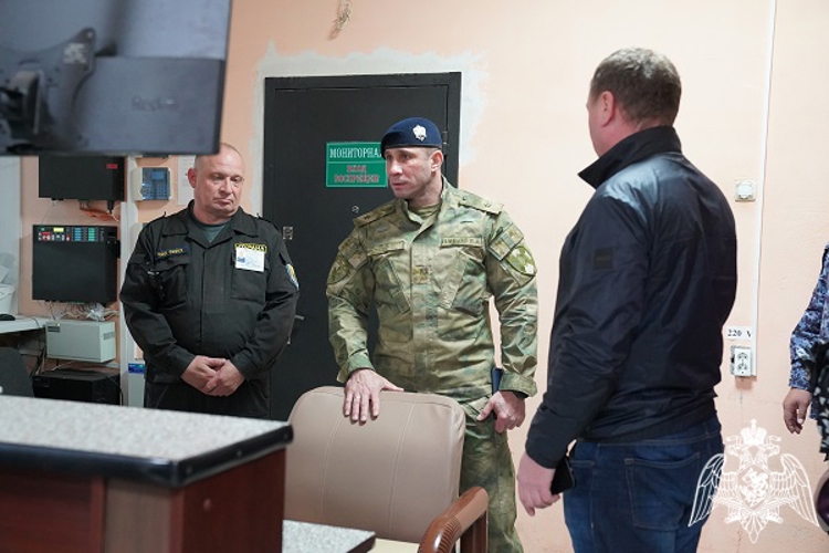 Росгвардия усилила меры безопасности в местах детского оздоровительного отдыха в Курской области