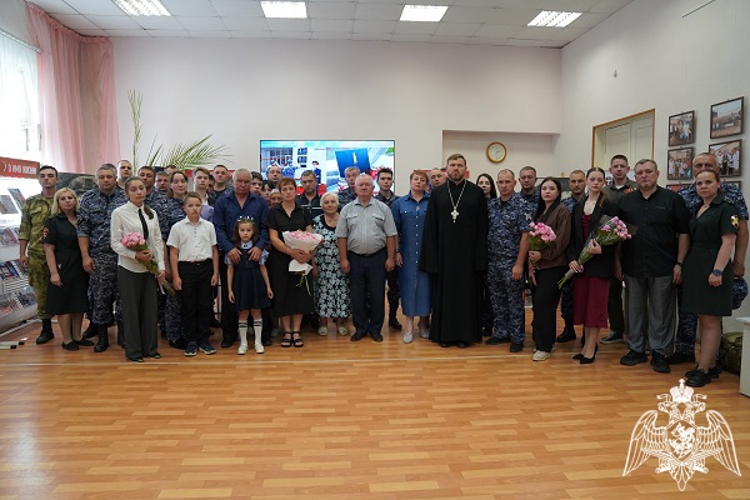 В Курске почтили память росгвардейца, героически погибшего в ходе террористического акта ВСУ на городской пляж