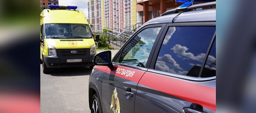 Курские росгвардейцы эвакуировали жильцов многоэтажки после атаки БПЛА