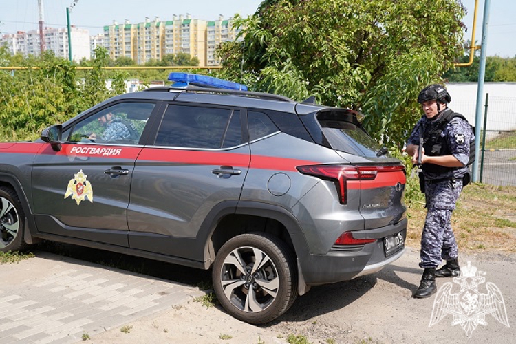 Росгвардейцы в Курске приняли участие во всероссийских учениях на объектах образования 