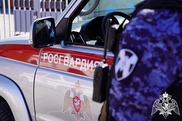 В Курске росгвардейцы пресекли факт управления транспортным средством несовершеннолетним в День знаний