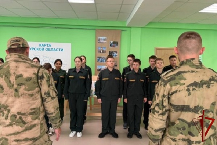 «Битва за Кавказ»: росгвардейцы в Курске провели памятные мероприятия ко Дню воинской славы России 