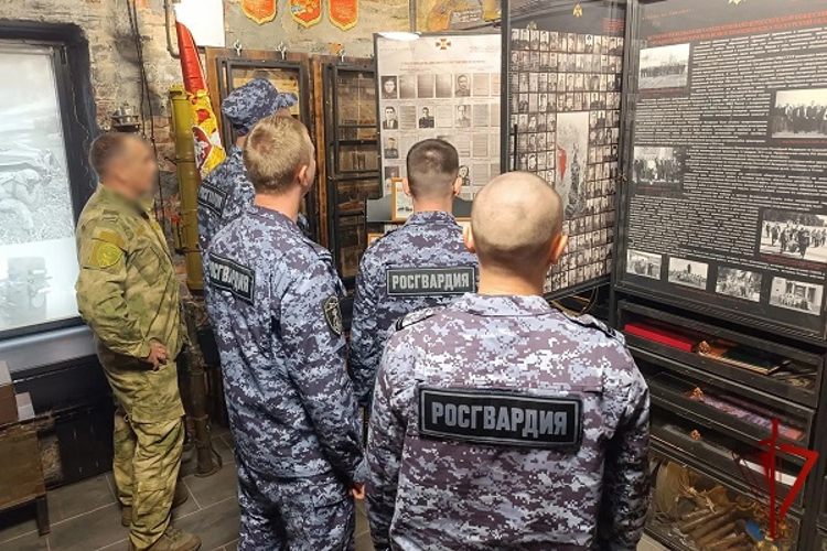 «Битва за Кавказ»: росгвардейцы в Курске провели памятные мероприятия ко Дню воинской славы России 