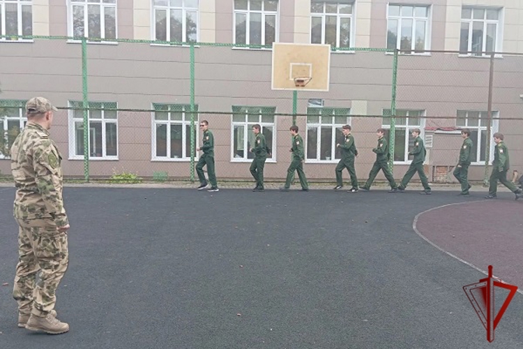 «Битва за Кавказ»: росгвардейцы в Курске провели памятные мероприятия ко Дню воинской славы России 