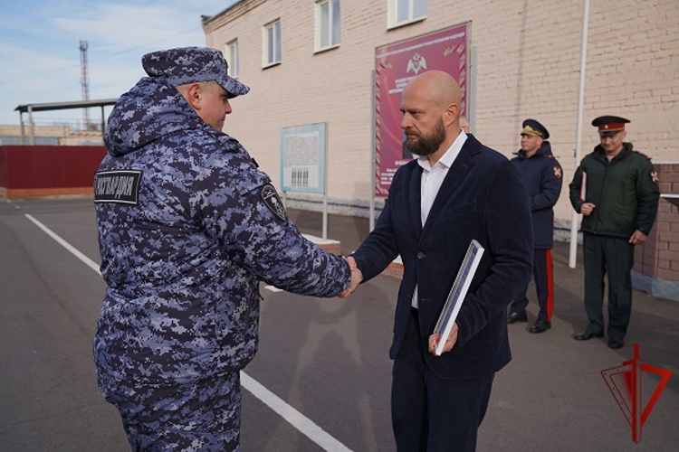День вневедомственной охраны: курские росгвардейцы на страже безопасности