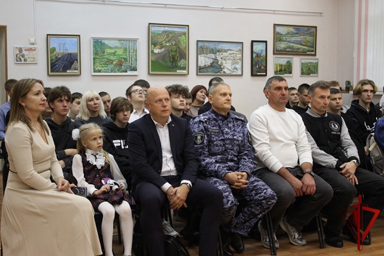 «Слово во славу отцов» при участии Росгвардии в Курске 