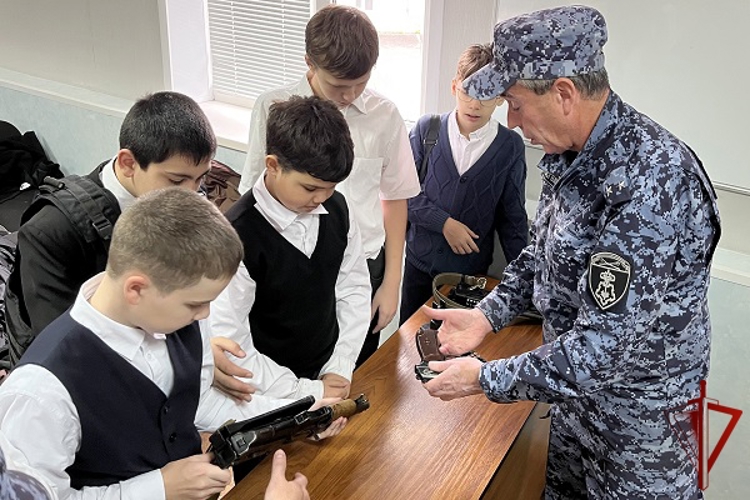 День вневедомственной охраны: курские росгвардейцы на страже безопасности